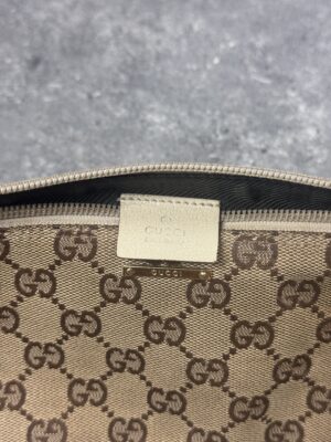 Gucci Beige Baguette