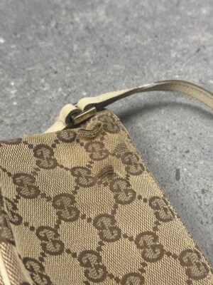 Gucci Beige Baguette